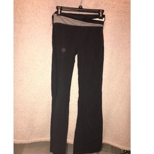 Black/white/grey yoga pants